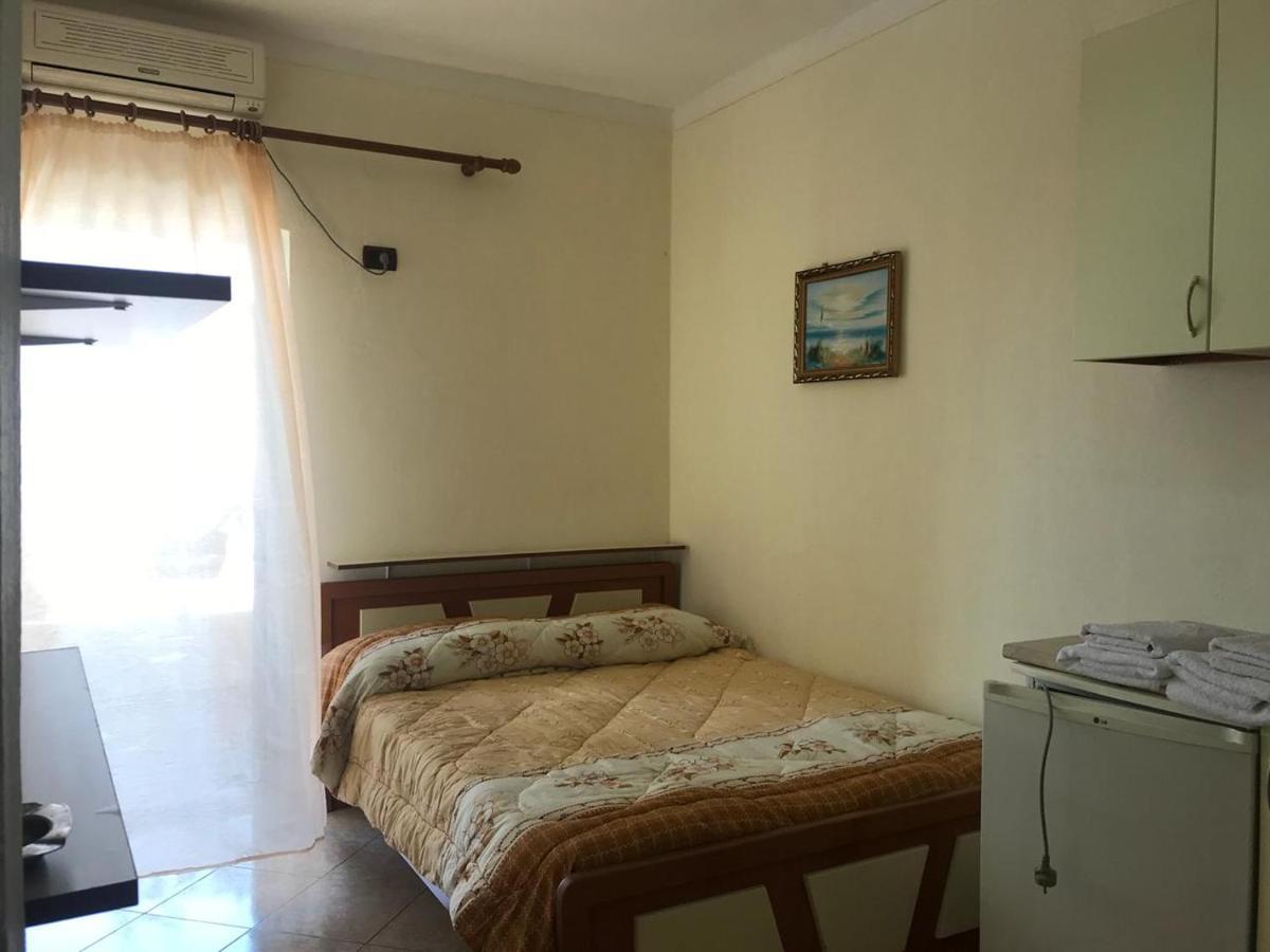 Hotel Ridal Vlorë エクステリア 写真